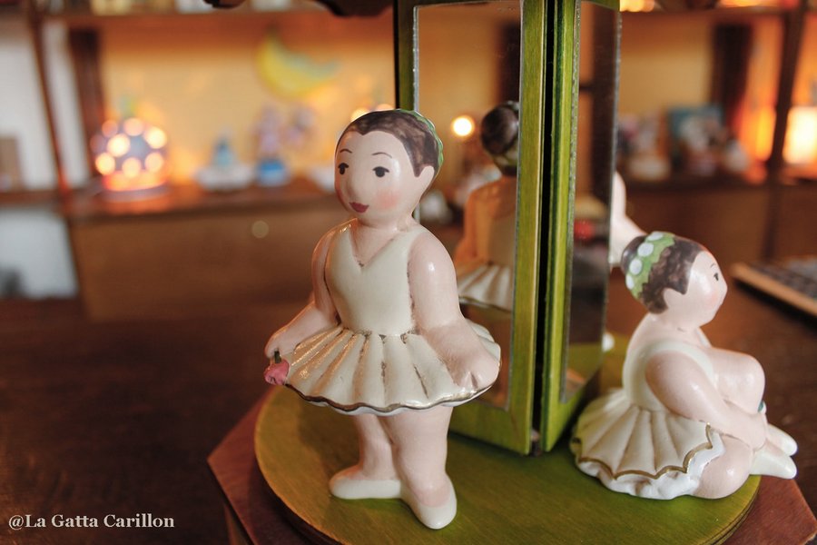 03-carillon-per-bambini-ballerina-giostra-legno-e-ceramica