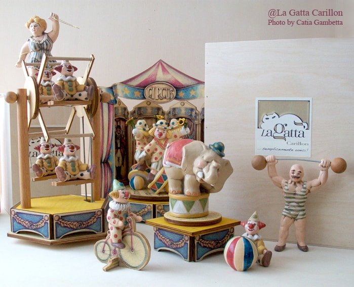 02-carillon-giostra-legno-da-collezione-old-circus